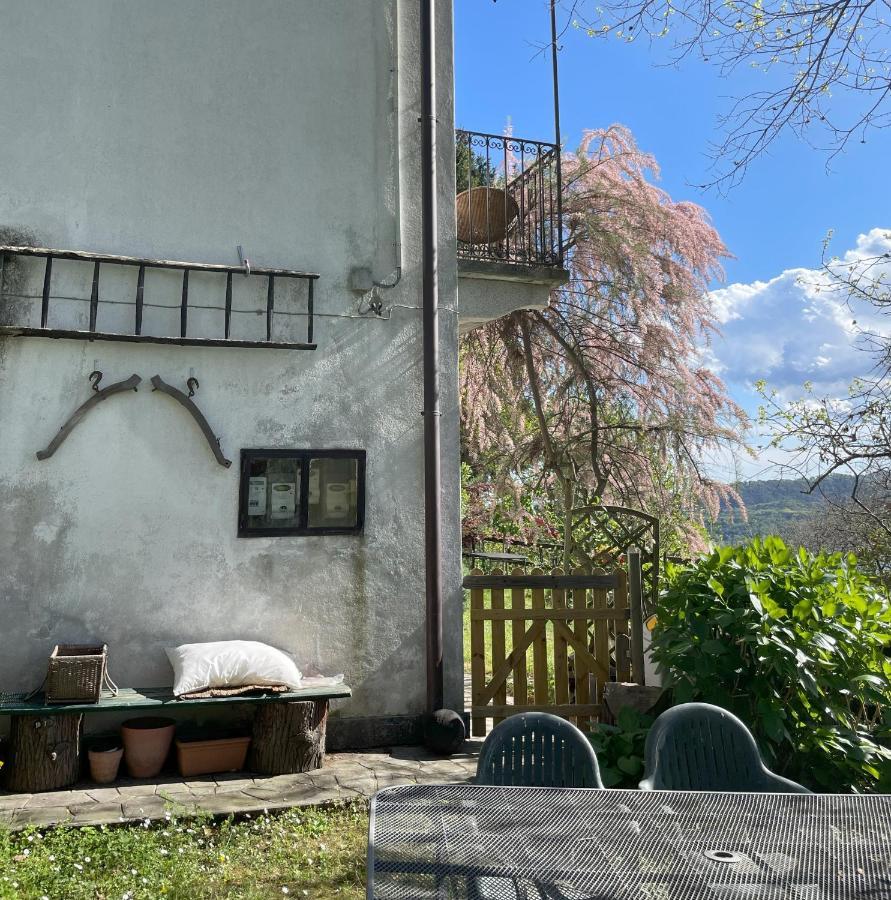 Terrazza Sul Lago Ameno Bagian luar foto
