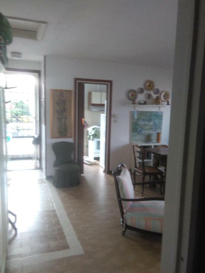 Terrazza Sul Lago Ameno Bagian luar foto