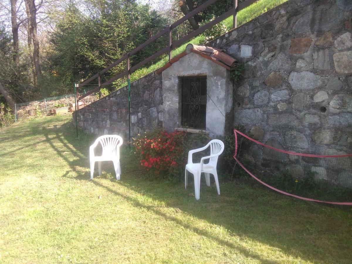 Terrazza Sul Lago Ameno Bagian luar foto